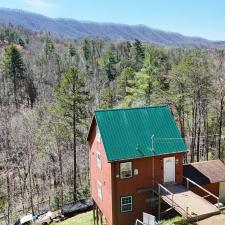 Gatlinburg-Cabin-Gets-a-Stunning-Metal-Roof-Makeover-by-Ramos-Rod-Roofing 2